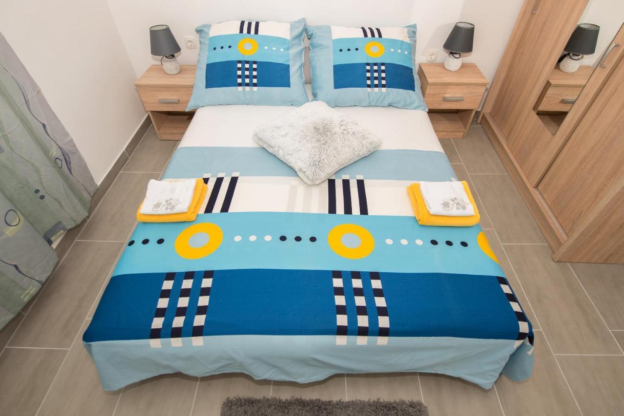 Apartments Calla Makarska Exterior photo