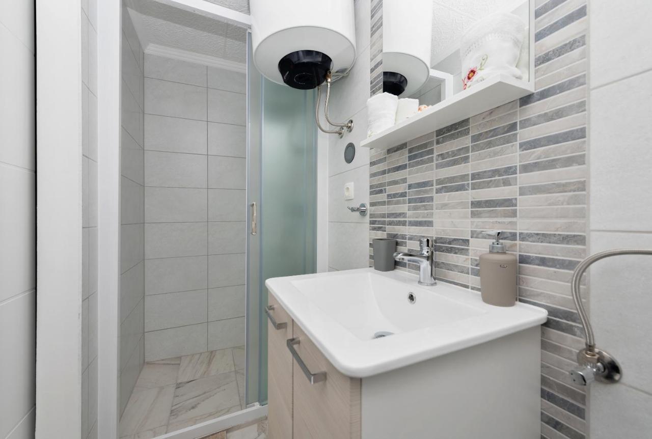 Apartments Calla Makarska Exterior photo
